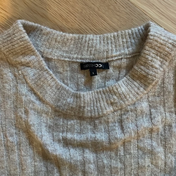 Sweater - Picture 4 of 5